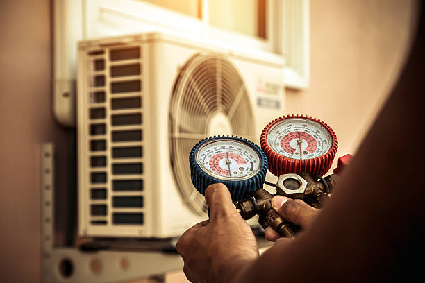 Professional Hvac technician working in Northampton, PA